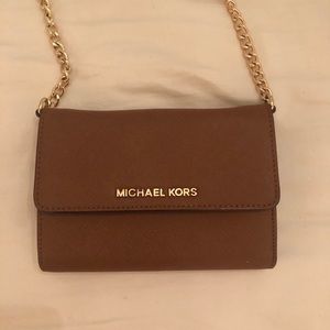 Michael kors crossbody bag